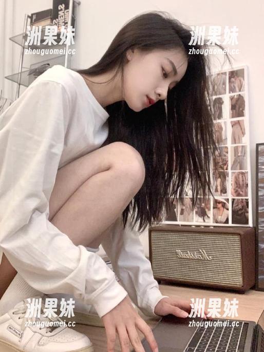 Kang Inkyung旗袍写真最新图库：传承与创新的完美结合.txt